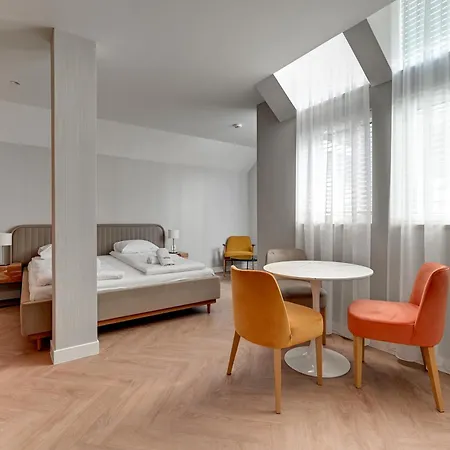 Retro Boutique By Dom & House Apartment *