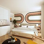 Retro Boutique By Dom & House *