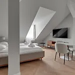 Retro Boutique By Dom & House
